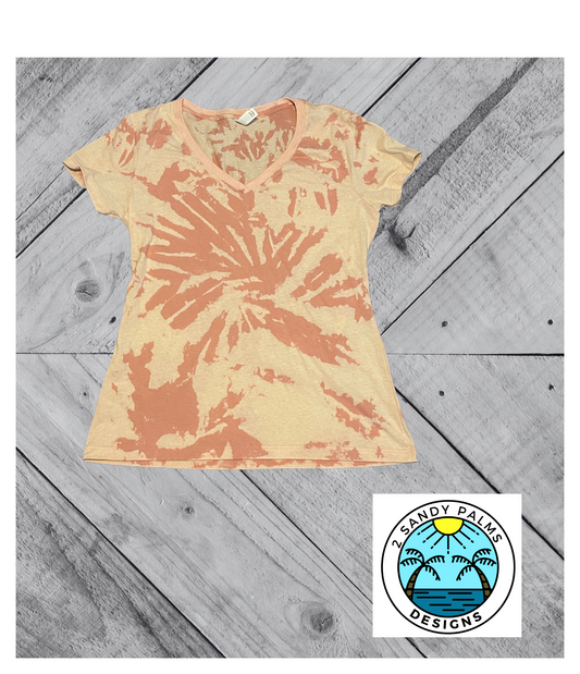 Desert Pink Bleached V-neck T-shirt